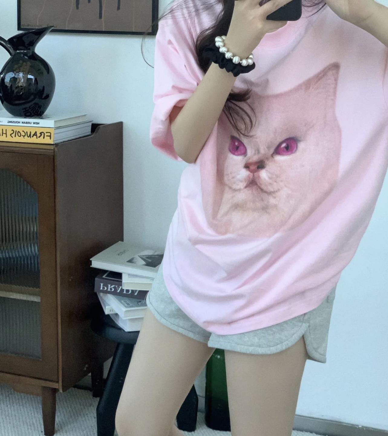 아크네스튜디오 발렌타인데이 한정판 티셔츠 2컬러 (해외배송)