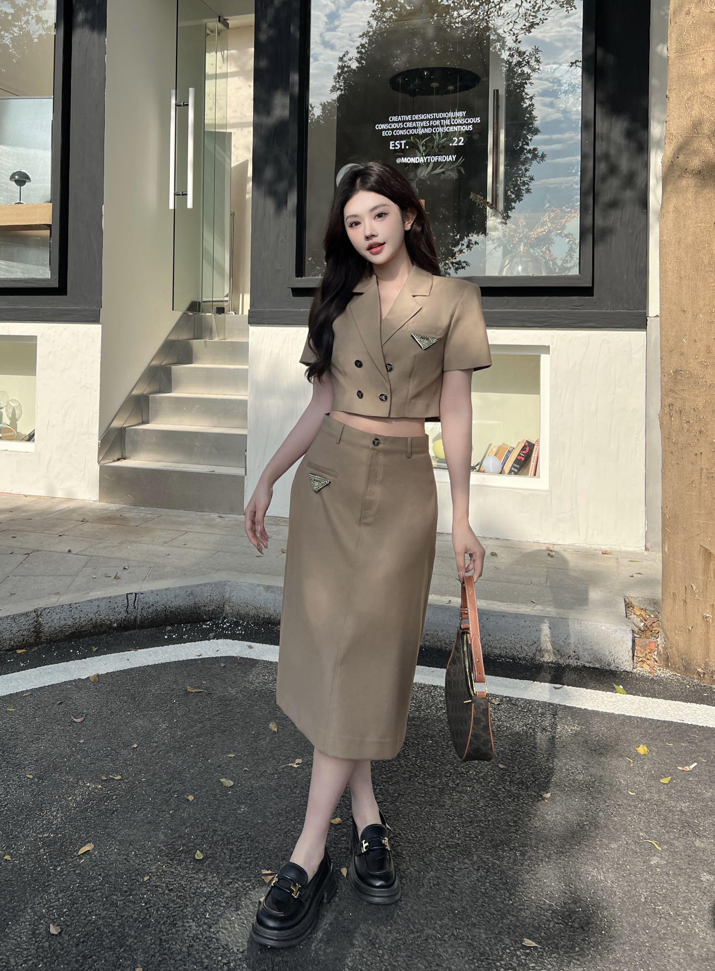 프라다 25SS 신상 수트 재킷+스커트 세트 (해외배송)