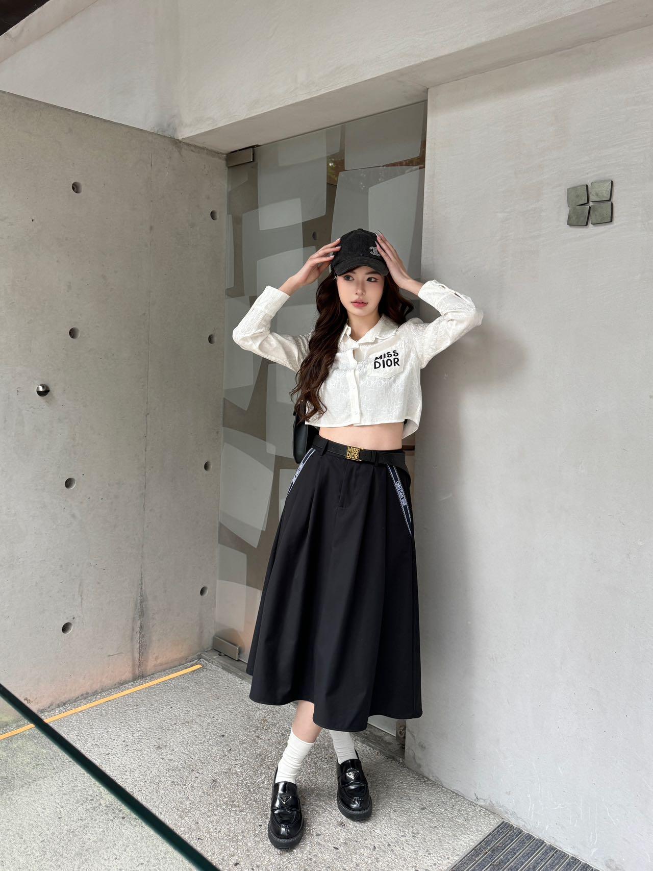 디올 숏 실크 셔츠 2컬러 (해외배송)