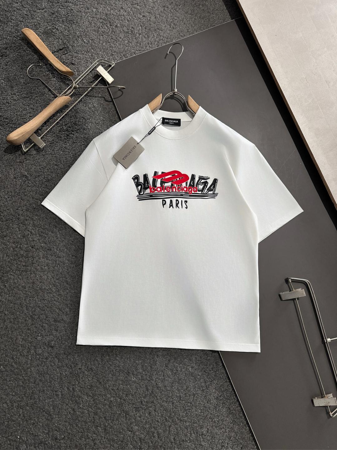 발렌시아가 반팔 티셔츠 (해외배송)
