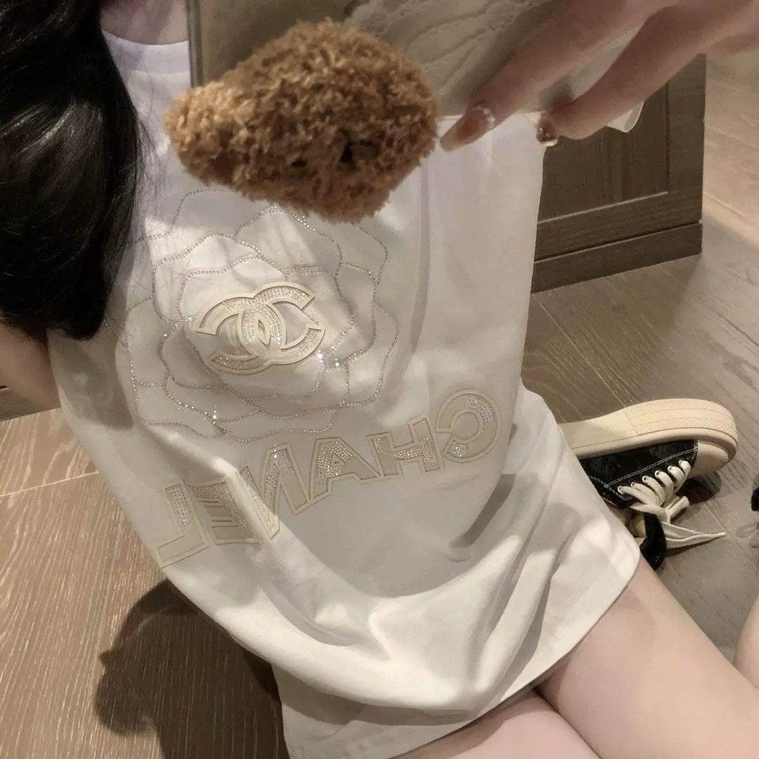 샤넬 로즈 비즈 라운드티 (국내배송)