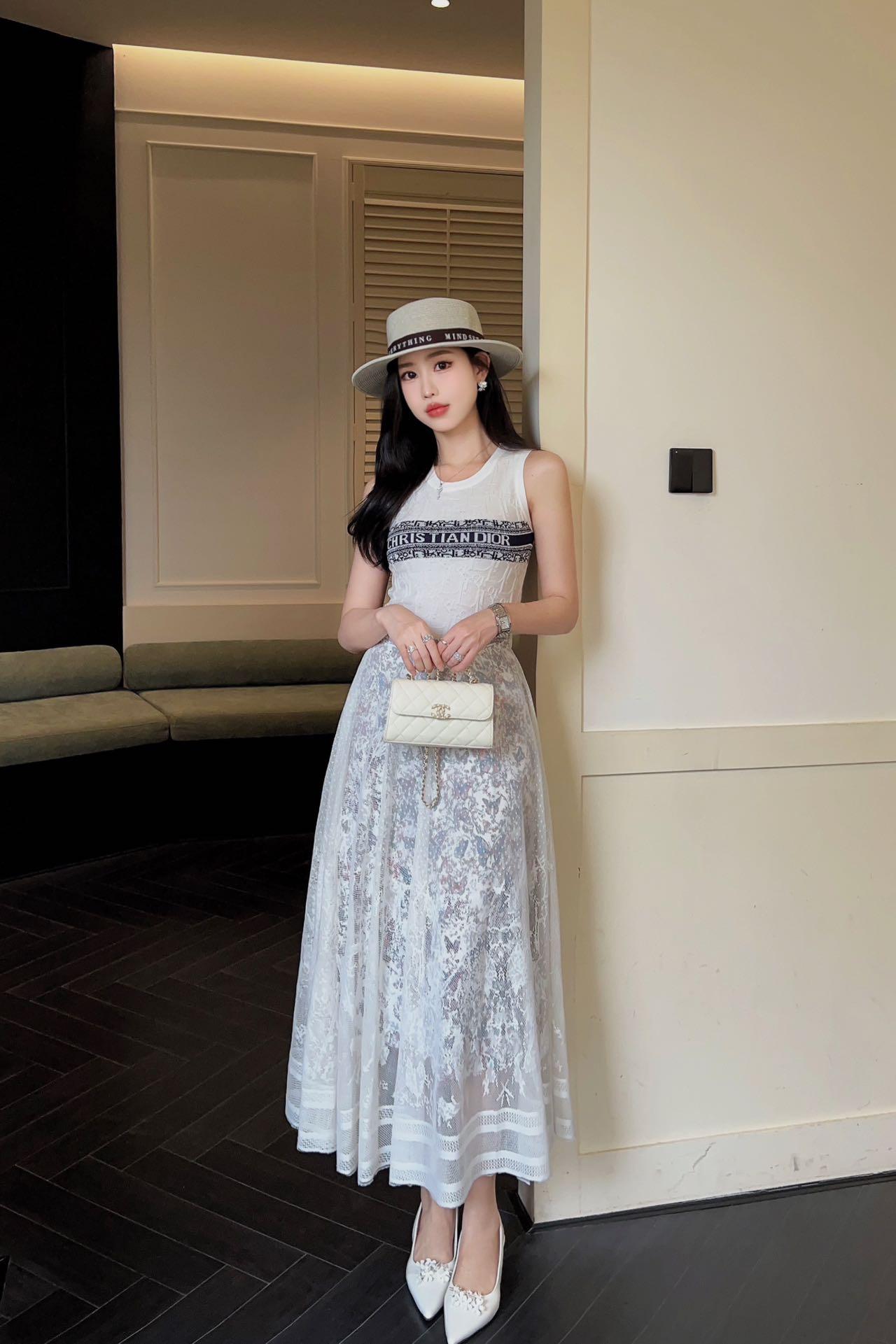 디올  나비 레이스 스커트 (해외배송)