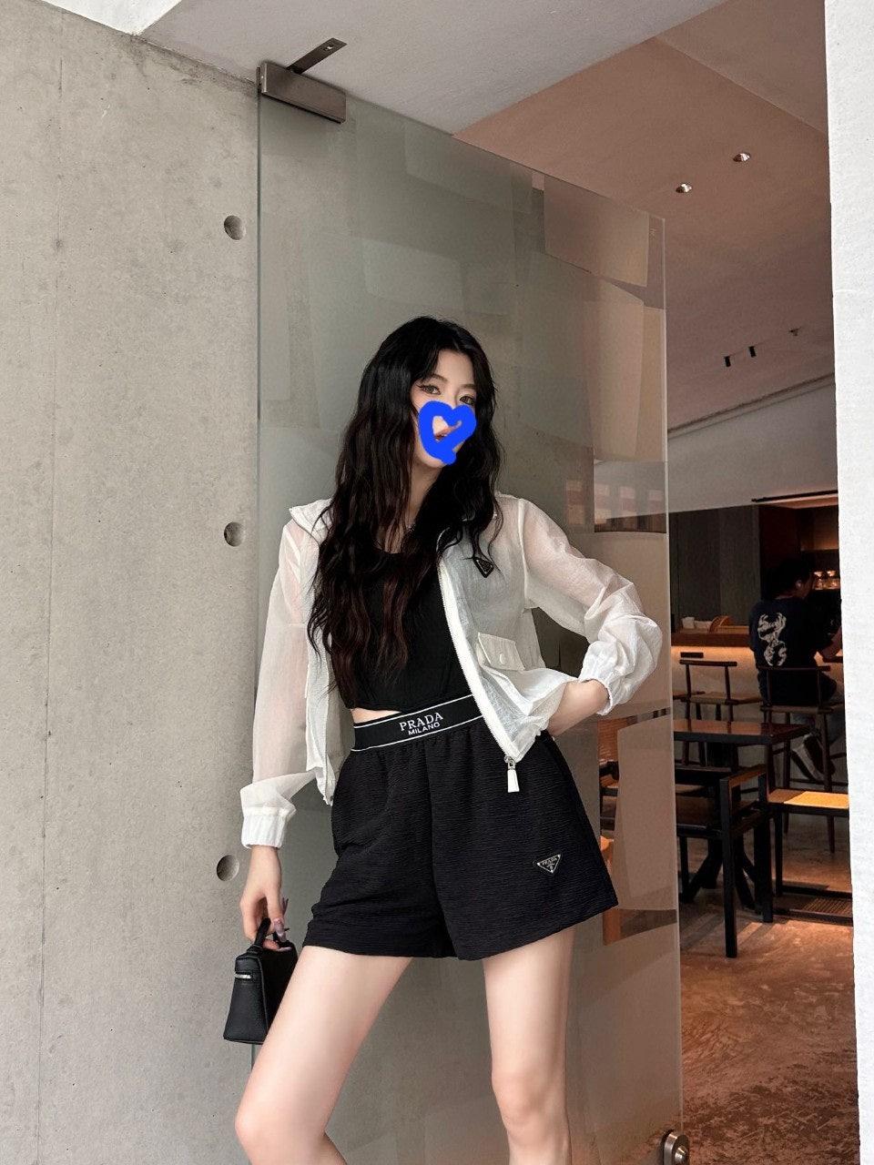 프라다 바람막이 자켓 (국내배송)