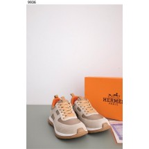 에르메스 남성 스웨이드 스니커즈  (국내배송)
