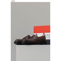 톰브라운 페블그레인 클래식 윙팁 슈즈 (국내배송)