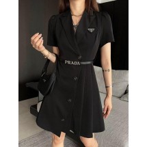 프라다 단추 원피스(벨트포함) (국내배송)