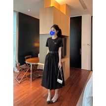 프라다 원피스 벨트포함 (국내배송)