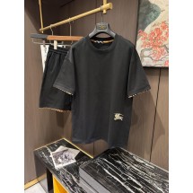 버버리 남성 캐주얼 라운드넥 반팔 반바지 세트 (해외배송)