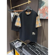 버버리 남성 캐주얼 라운드넥 반팔 반바지 세트 (해외배송)