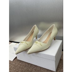 디올 로우힐 포인티드 토 여성 슈즈 (해외배송)
