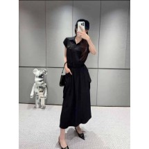 프라다 리나일론 아웃 포켓 베스트 & 스커트 셋업 (국내배송)
