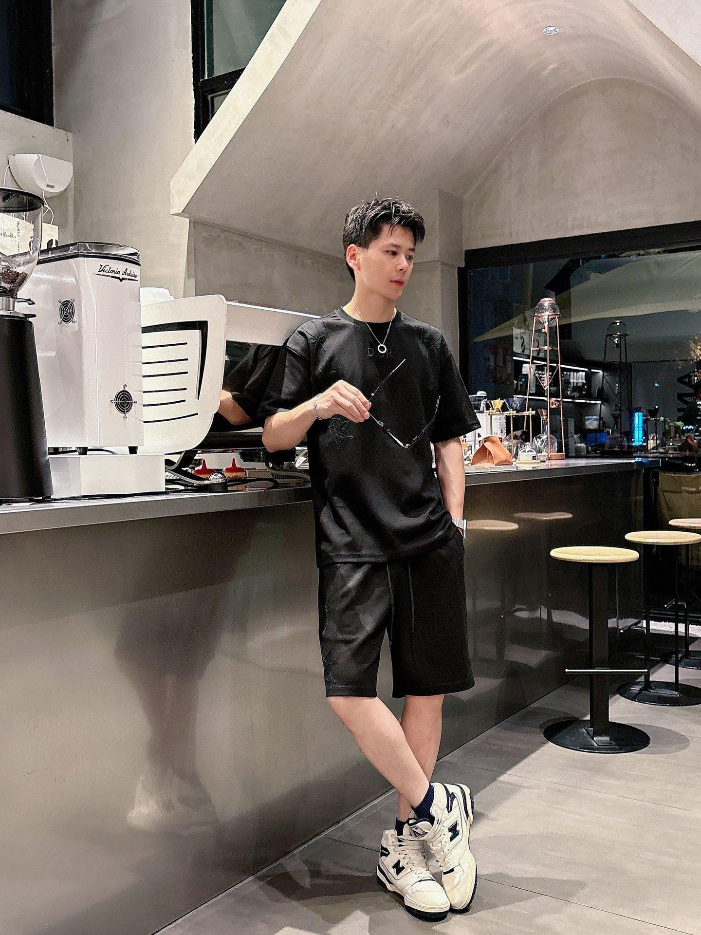 디올 반팔 반바지 세트 (해외배송)