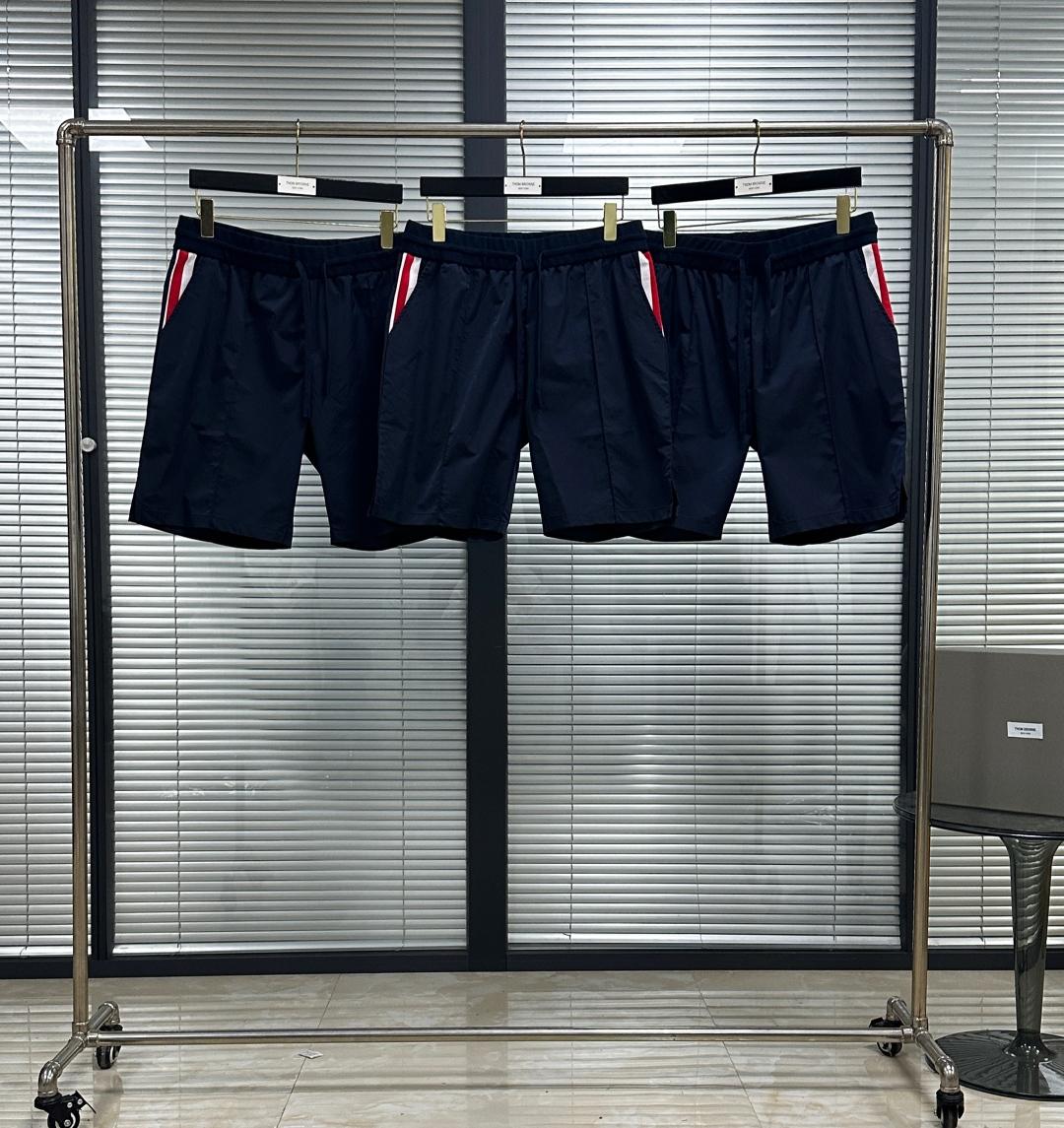 톰브라운 양면 포켓 짠 반바지 (해외배송)
