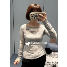 미우미우 마이크로 로고 원넥 마스크 긴팔 (해외배송)