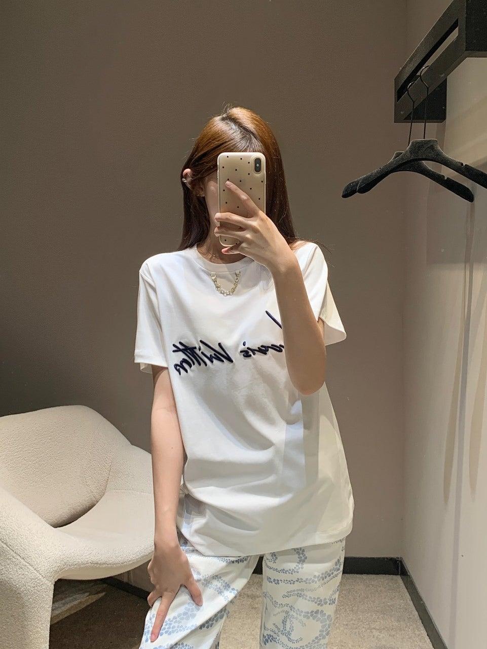루이비통 모노그램 헤비 입체 자수 라운드넥 반팔 (해외배송)