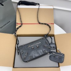 발렌시아가  카메라 모터사이클 백 (해외배송)
