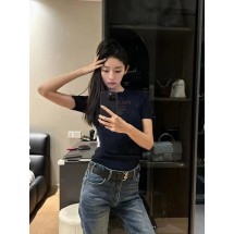 프라다 수입고급 로고 디테일 실크 크루넥 (국내배송)