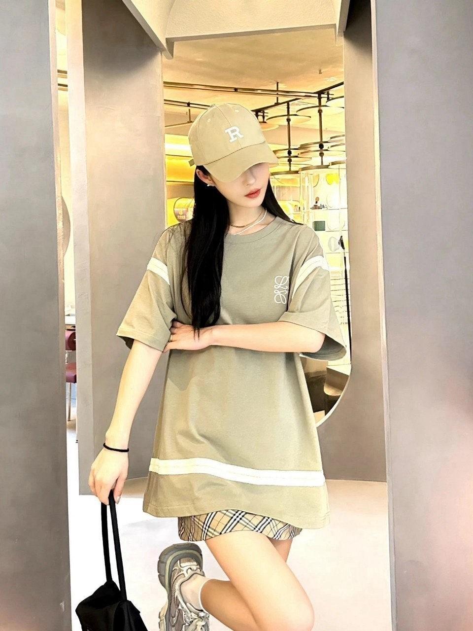 로에베 자수 티셔츠 (국내배송)