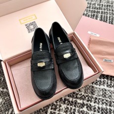 미우미우 골드 코인 로퍼 (정품급 해외배송)