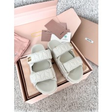 미우미우 벨크로 자수 슬리퍼 (정품급 해외배송)