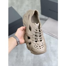 발렌시아가 커플 아웃도어 하프 슬립 샌들 (해외배송)