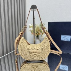 프라다 라피아 우븐 문 백 (해외배송)