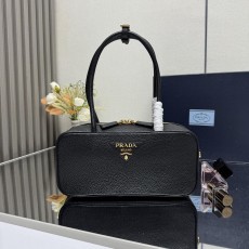 프라다 가죽 토트백 (해외배송)