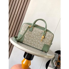 로에베 나파 가죽 아마조나 28 핸드백 (해외배송)