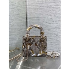 디올 레이디 다이애나 백 (해외배송)