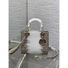 디올 레이디 다이애나 백 (해외배송)