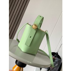 로에베 미니 소가죽 페블 버킷 백 (해외배송)