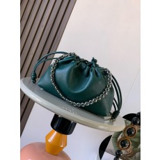 로에베 나파 가죽 플라멩코 백 (해외배송)