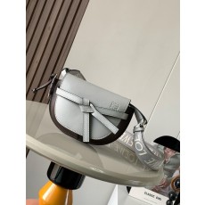 로에베 게이트 듀얼 새들백 (해외배송)
