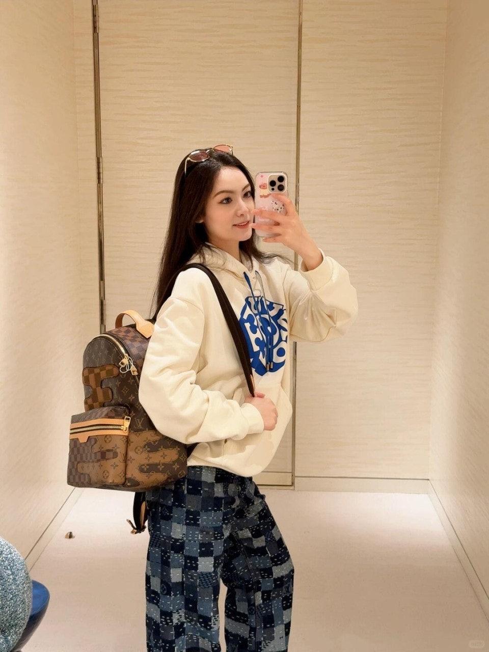 루이비통 플라워 패턴 프린트 블루 드로스트링 후드 (해외배송)