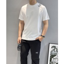 버버리 라운드넥 반팔 (해외배송)