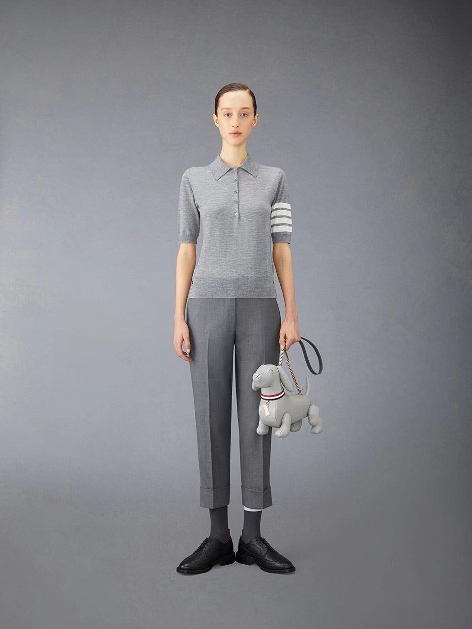 톰브라운 THOM BROWNE 여성 울 4-바 릴랙스드 폴로 반팔 (국내배송)