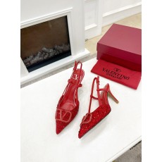 발렌티노 라지 V 버클 싱글 슈즈 (해외배송)