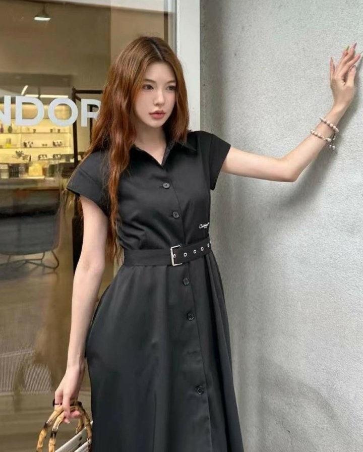 디올 벨티드 로고 카라 원피스 (국내배송)