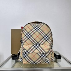버버리 백팩 (정품급 해외배송)
