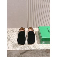 보테가베네타 로퍼 (해외배송)