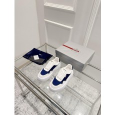 프라다 커플 캐주얼 스포츠 슈즈  (해외배송)