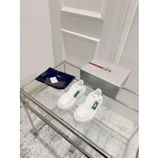 프라다 커플 캐주얼 스포츠 슈즈  (해외배송)