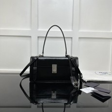 프라다 레더 숄더백 (해외배송)