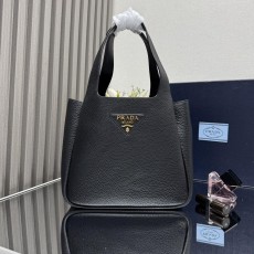프라다 레더 토트백  (해외배송)
