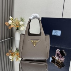 프라다 레더 미니 토트백  (해외배송)