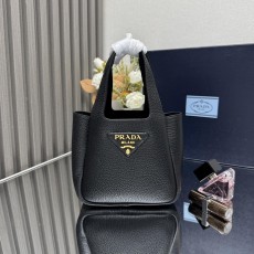 프라다 레더 미니 토트백  (해외배송)