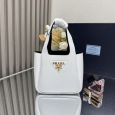 프라다 레더 미니 토트백  (해외배송)