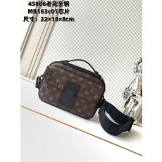 루이비통 S-락 메신저 백 (해외배송)